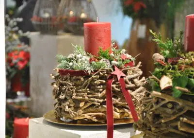 Advents Gesteck Kerze Rot