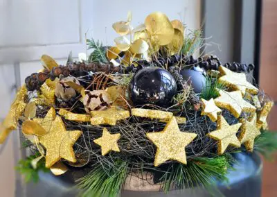 Kranz Mit Sternen Und Schwarz